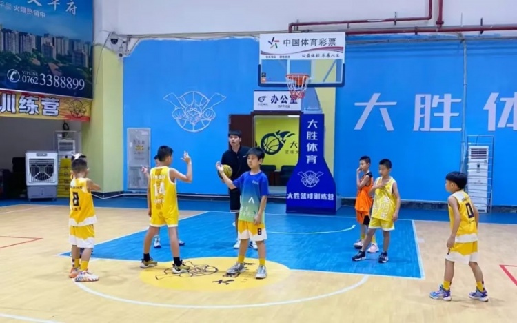 廣東河源體彩少兒籃球培訓(xùn)班：結(jié)營不散場，夢想正啟航