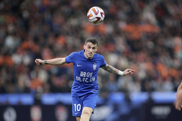 斯基拉：中超舊將斯坦丘接近免簽加盟熱那亞，合同期限到2027年