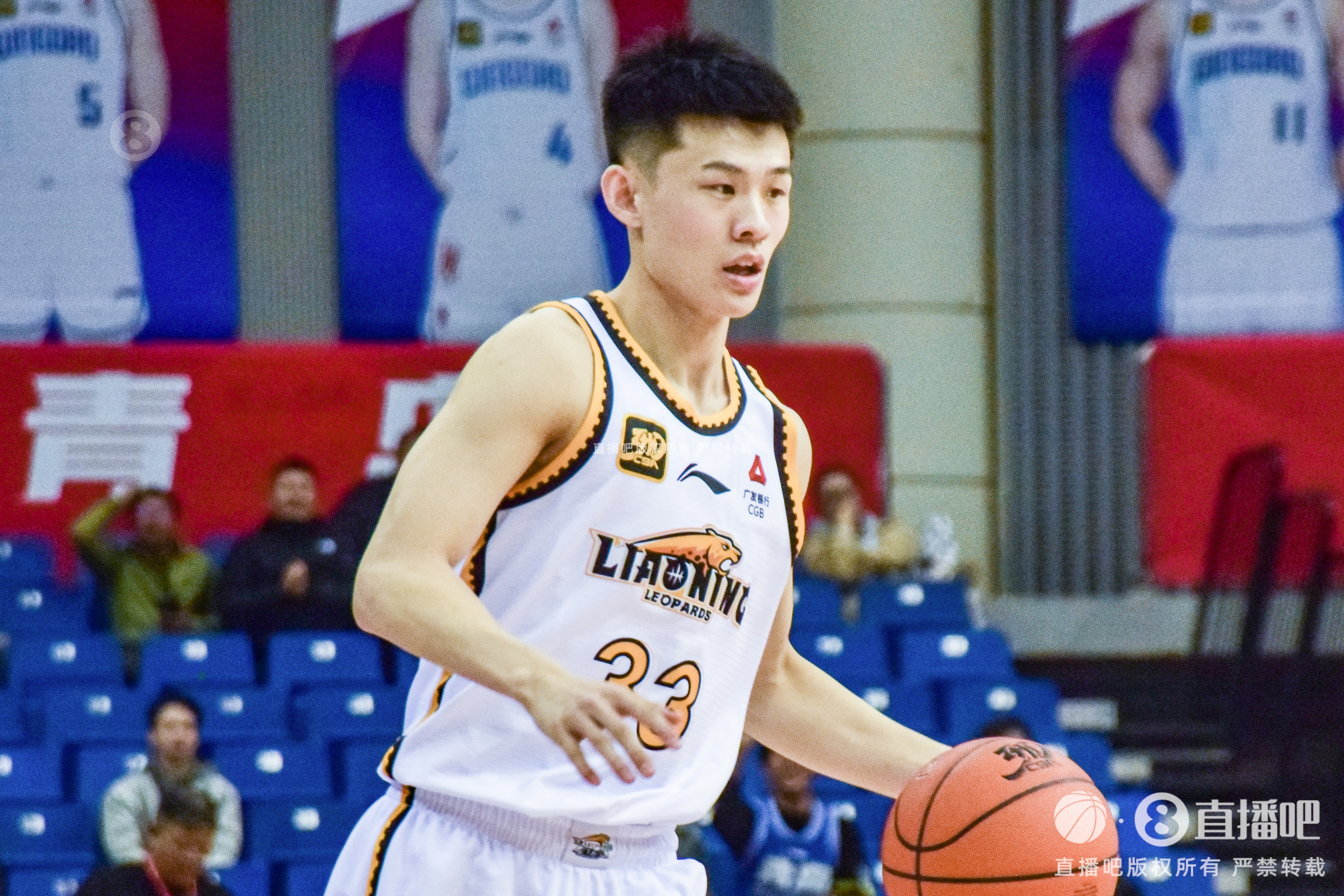 太準(zhǔn)了！王嵐嵚半場4記三分球拿下12分2板2助1斷