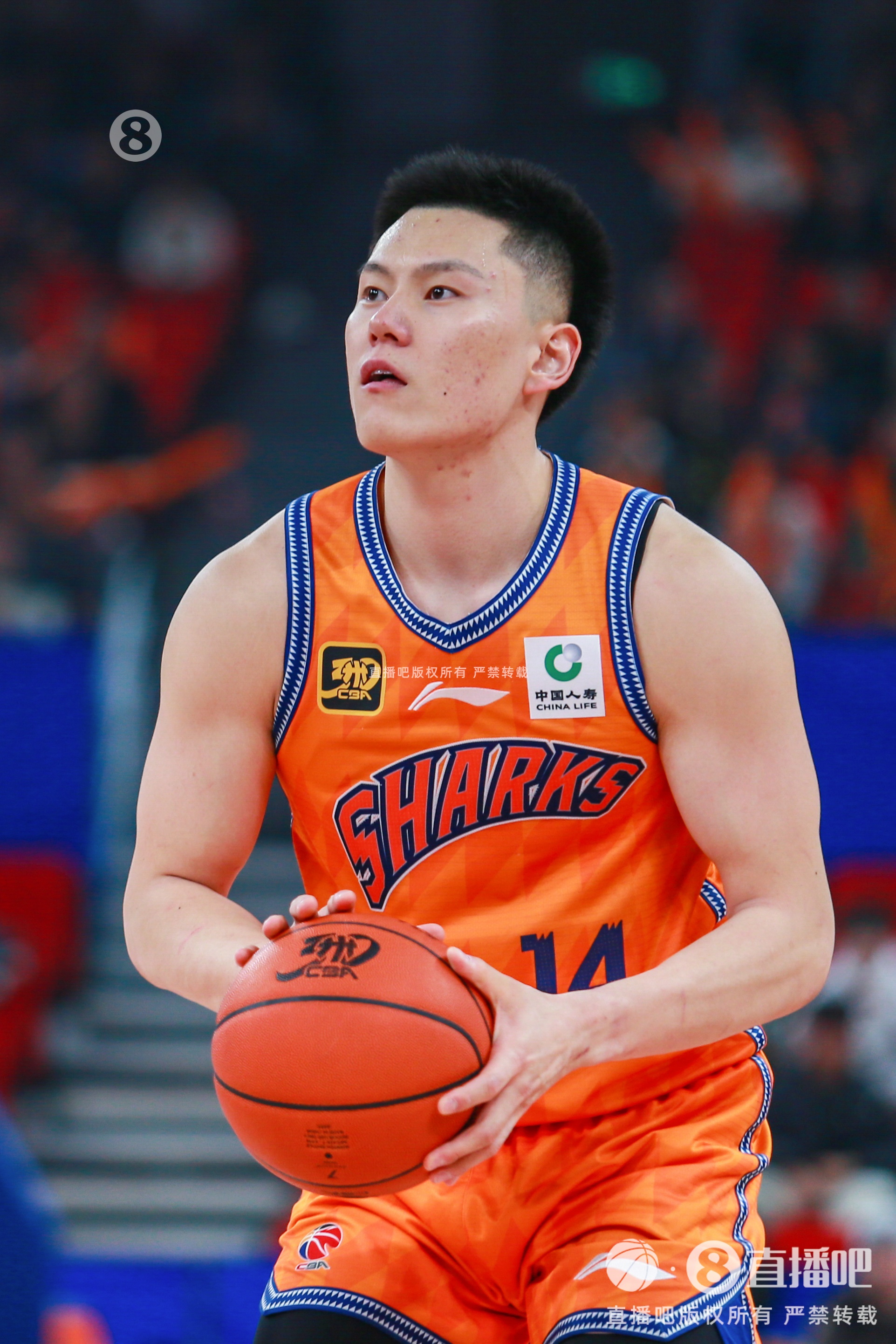 手感火熱！李弘權(quán)半場三分6中5得到15分3板0失誤