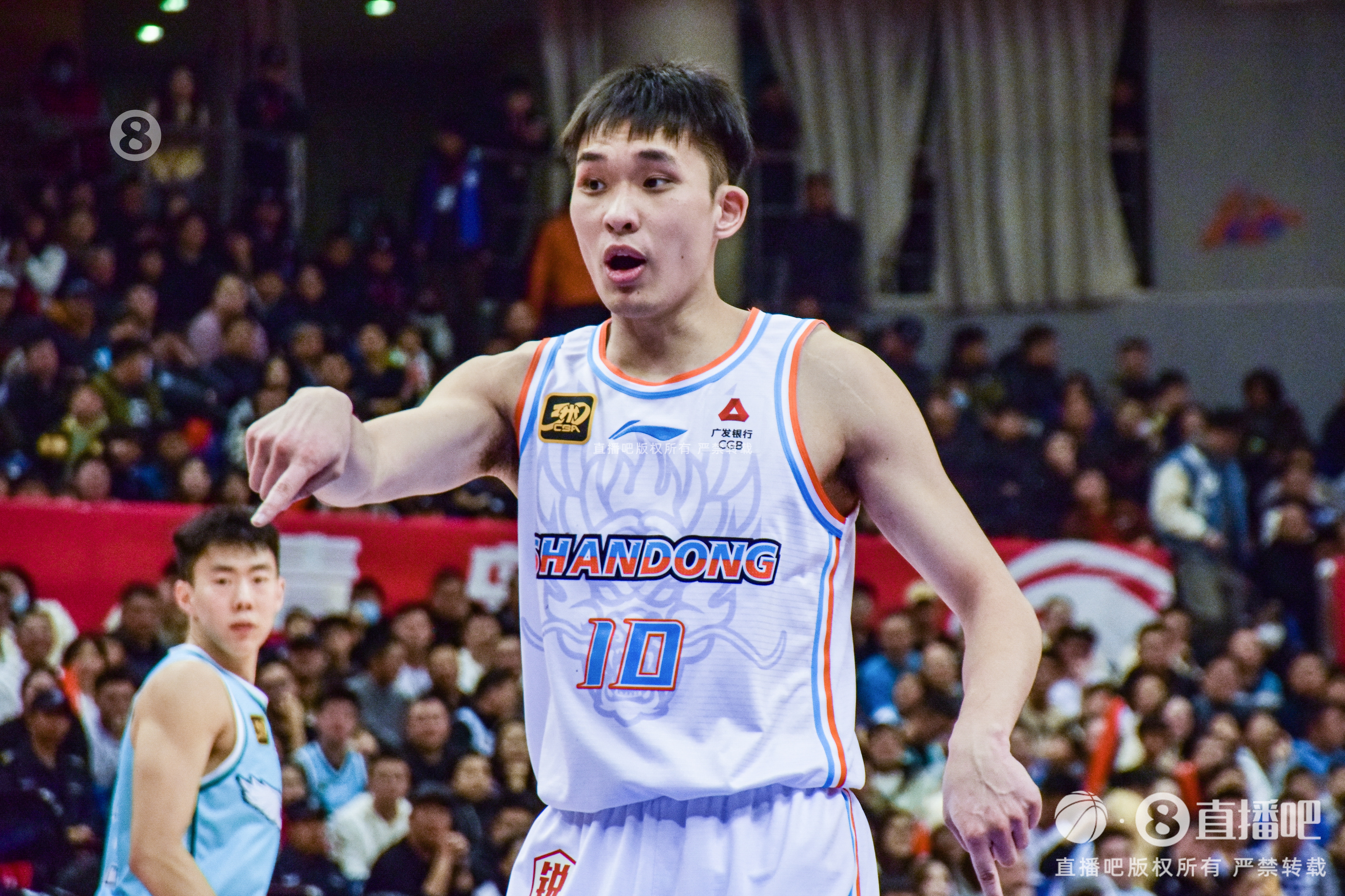 攻防俱佳！狀元秀謝智杰7中5拿到16分3板3助5斷 三分3中3