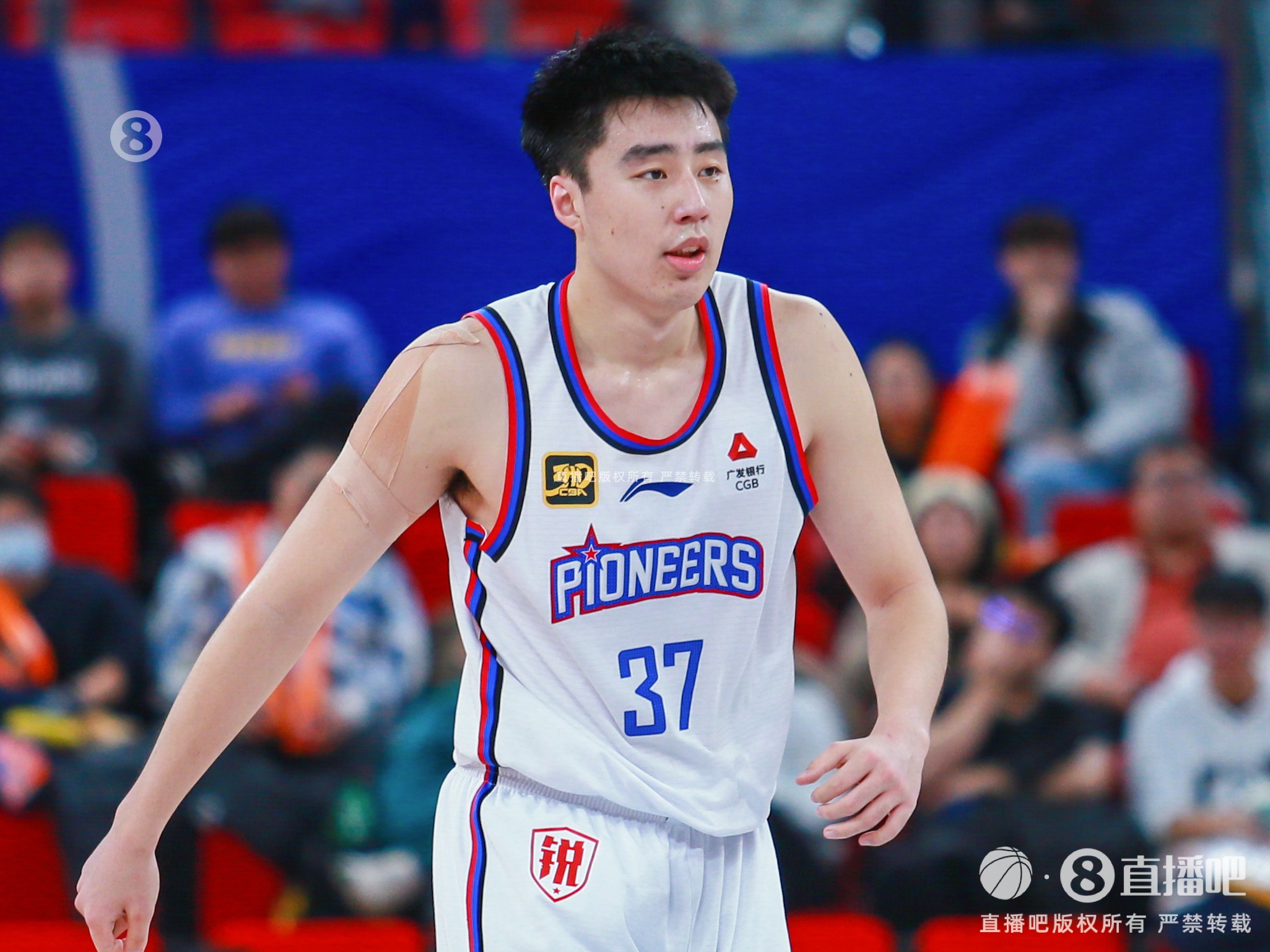 無奈最后6犯離場！杜伯超20中10&三分8中3空砍24分4板2帽