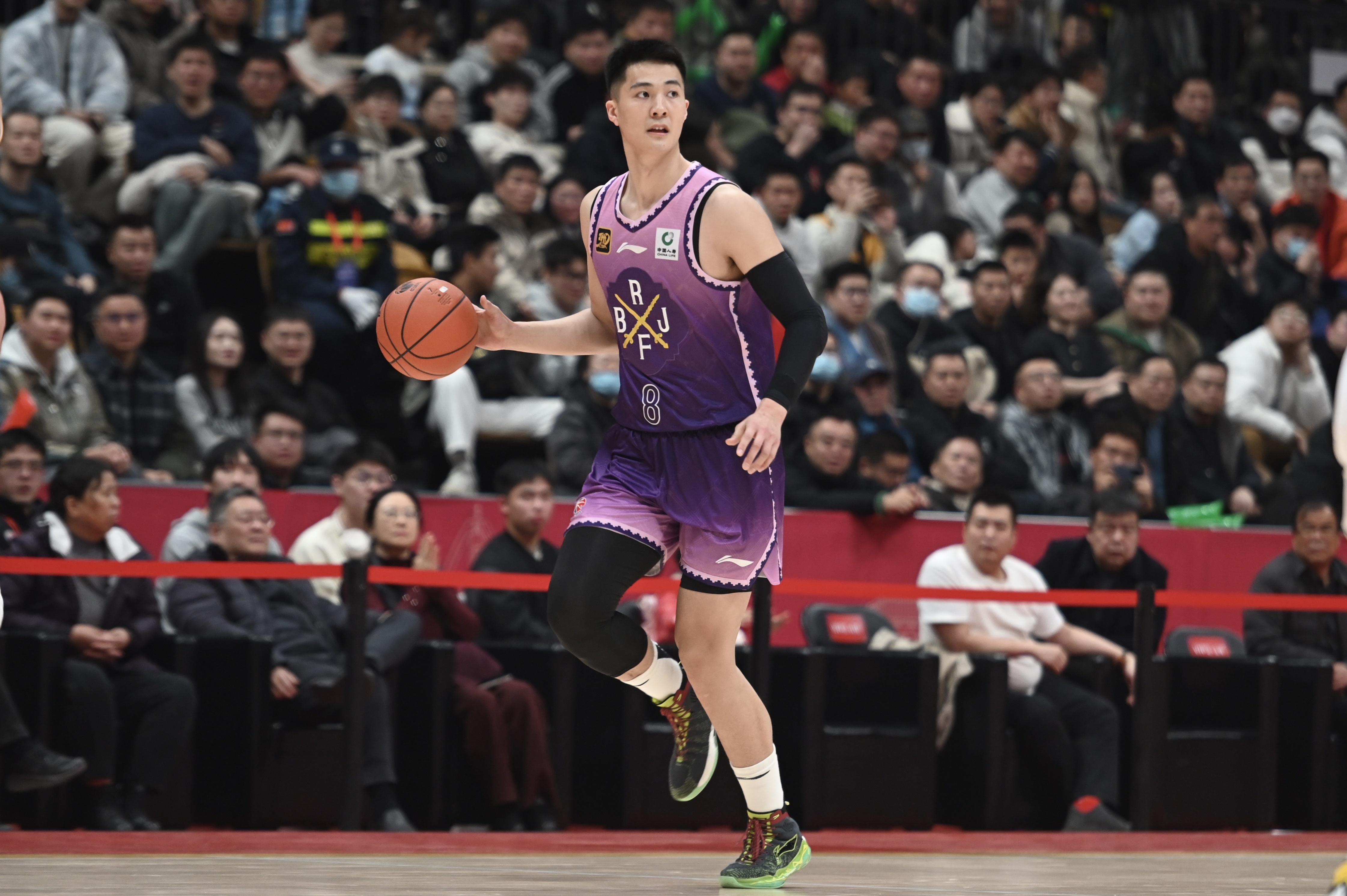 打得不錯！朱松瑋半場6中3&三分2中1拿7分&搶下7個籃板
