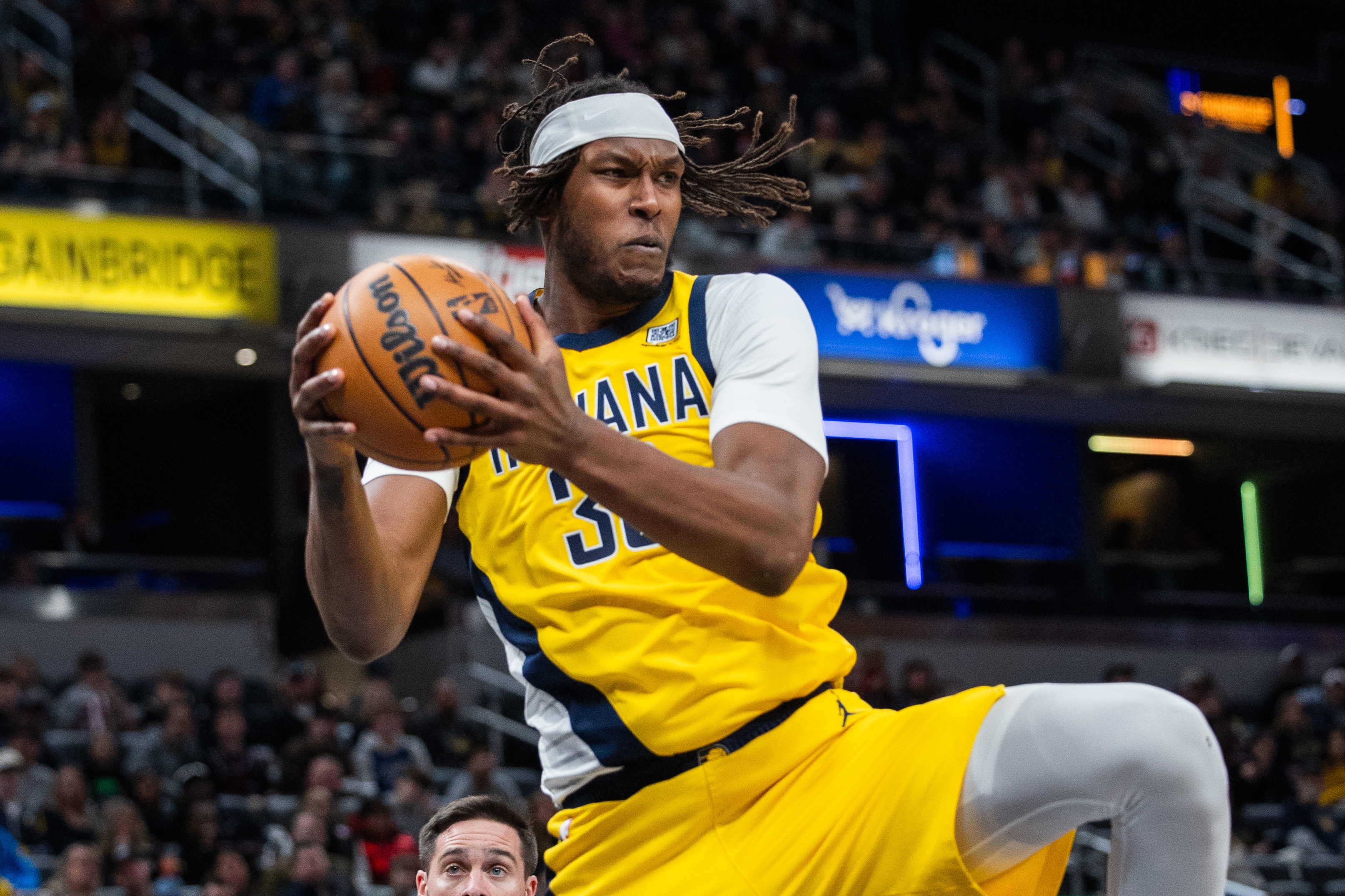 美記：NBA官方正在對步行者與籃網末節(jié)發(fā)生的沖突進行審查